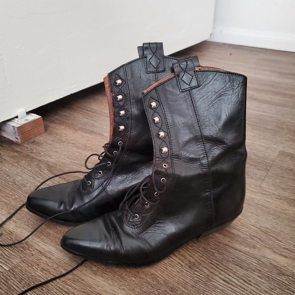 90s Black Leather Boots